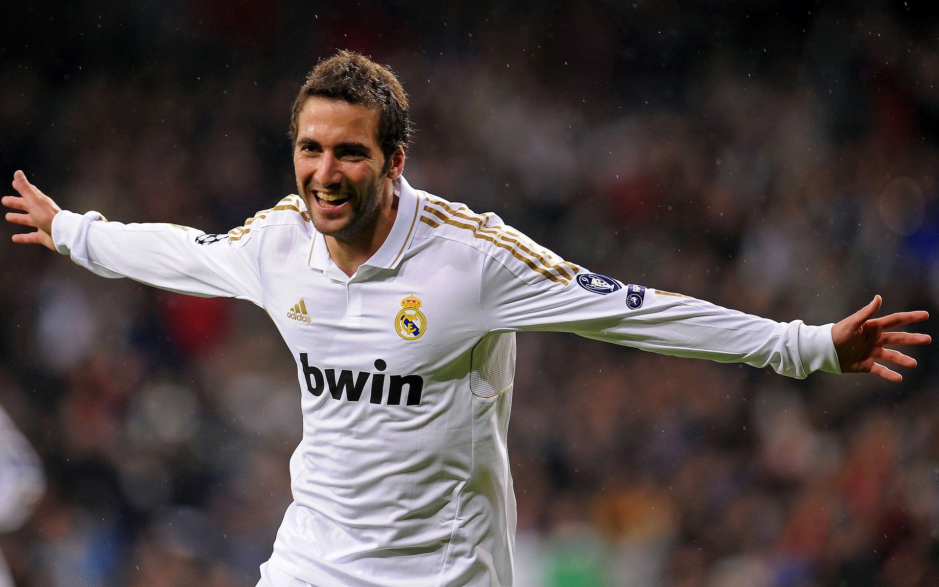 爱游戏登录入口-勇士主帅透露球队备战情况，力争卫冕总冠军，勇士球队阵容最新